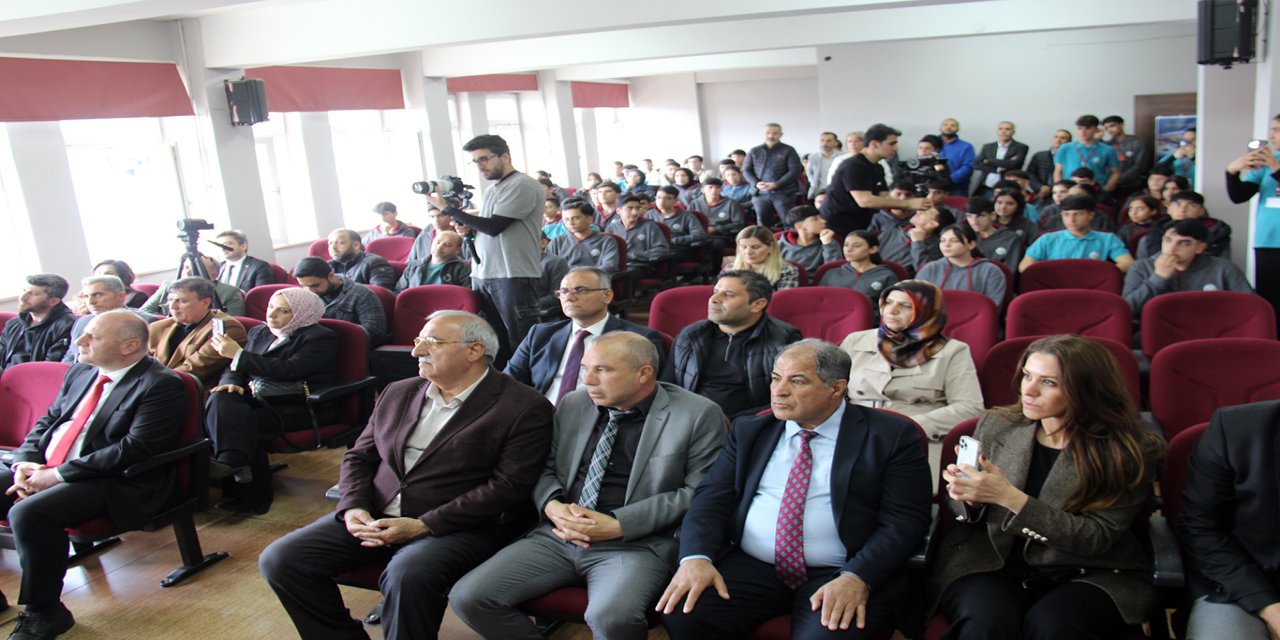 Diyarbakır'da eğitime teknoloji desteği