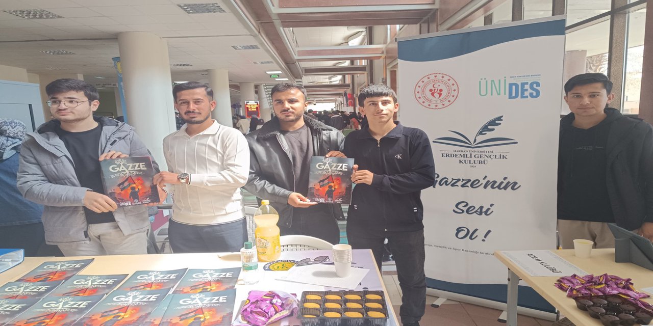 Şanlıurfa'da üniversite öğrencileri Gazze için stant açtı