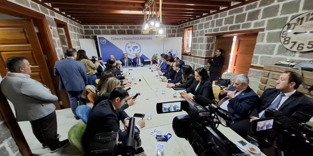 Efkan Ala’dan Yeni Anayasa ve Ekonomi Mesajı: “Türkiye 10 Büyük Ekonomi Arasına Girmeli”