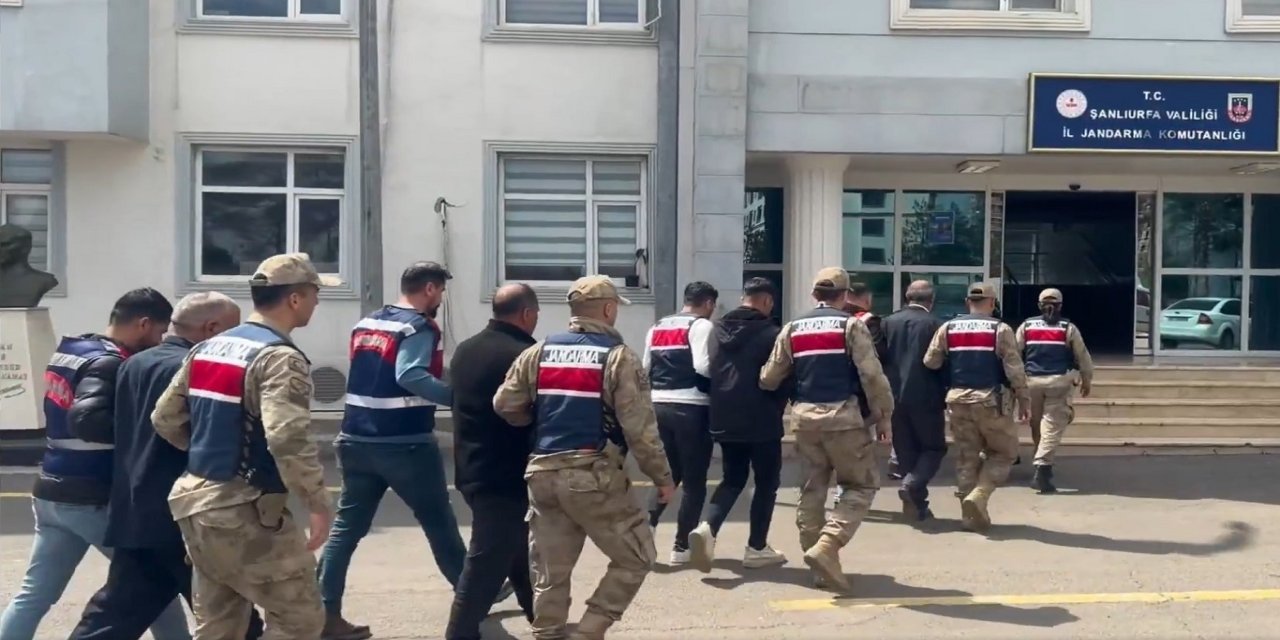 25 ilde silah kaçakçılarına operasyon: 404 gözaltı