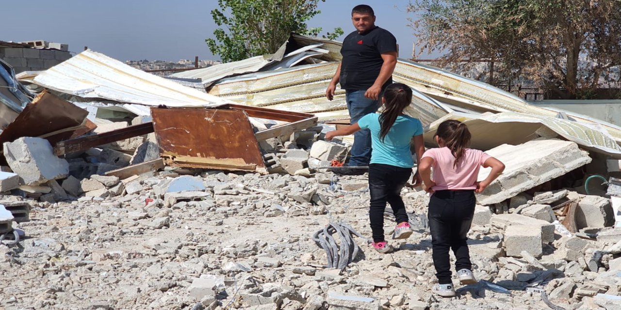 Siyonist rejim Kudüs'ü Yahudileştiriyor: Filistinlilerin evleri yıkılıyor