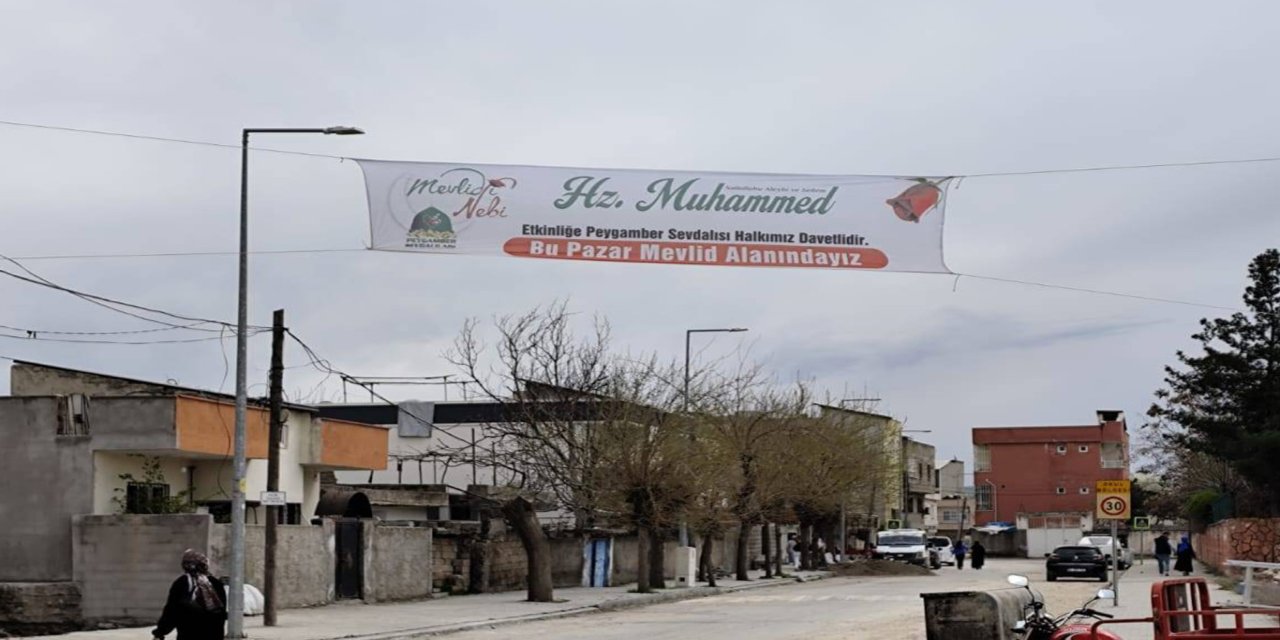 Batman'da Mevlid-i Nebi hazırlıkları: Şehir afiş ve brandalarla donatıldı