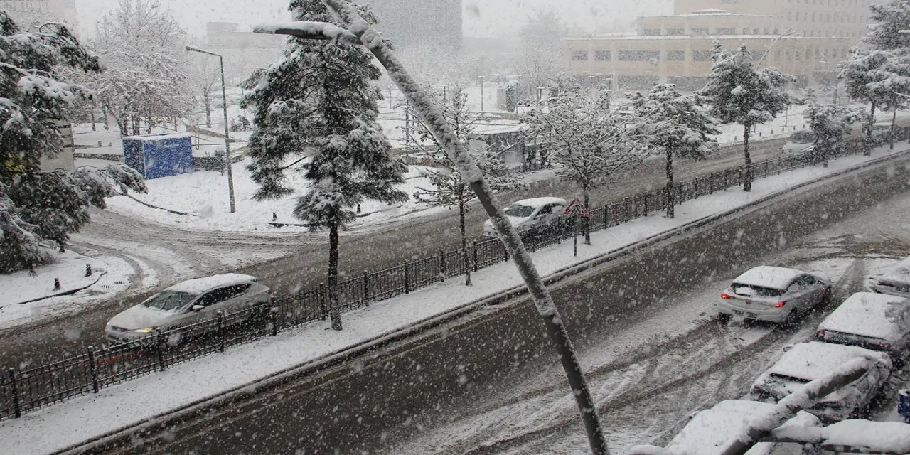 Elazığ için kuvvetli yağış ve kar uyarısı