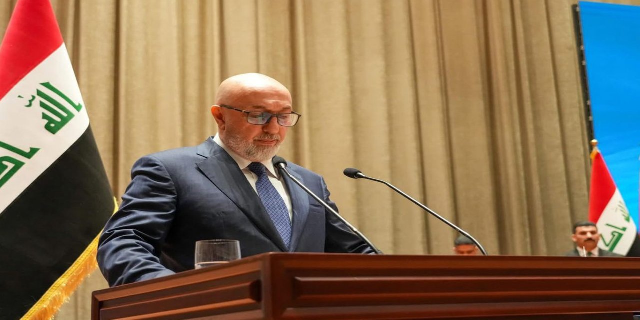 Irak'ın yeni Cumhurbaşkanı Amedi görevi devraldı