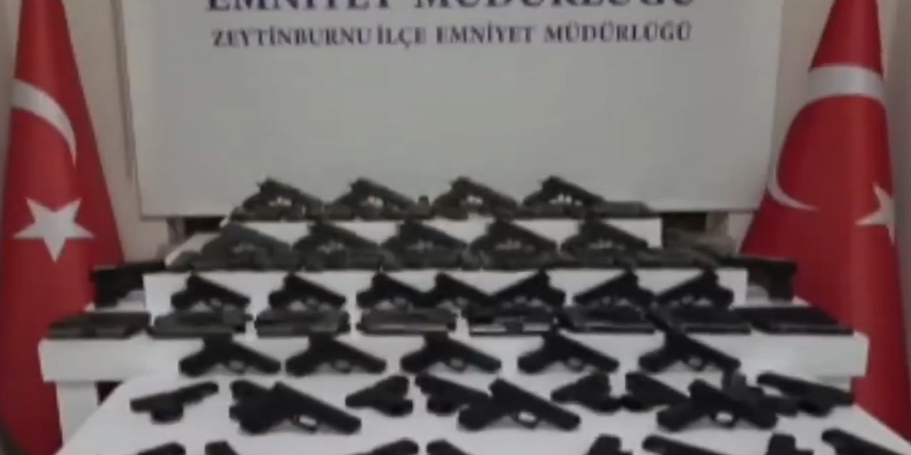 İstanbul’da silah ticareti operasyonu: 3 kişi tutuklandı