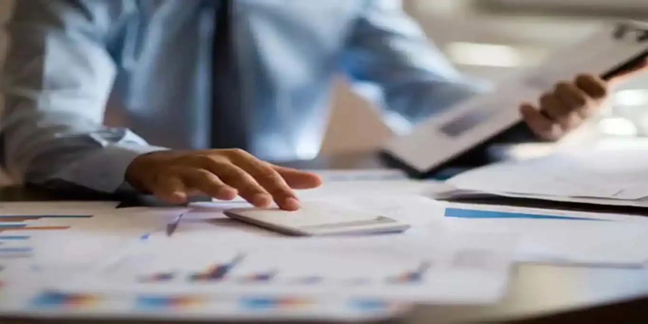 Hizmet üretimi şubatta yıllık yüzde 2,3 arttı