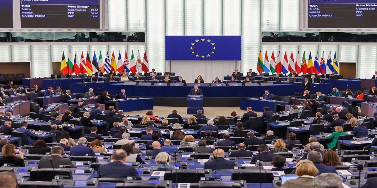 Avrupa'da bir milyon imza siyonist rejimi köşeye sıkıştırdı