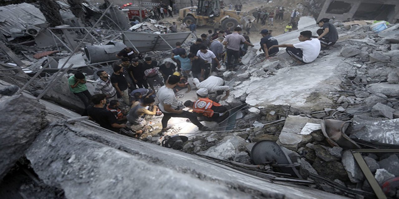 Gazze'de siyonist işgalcilerin saldırılarında şehit sayısı 72 bin 549'a yükseldi