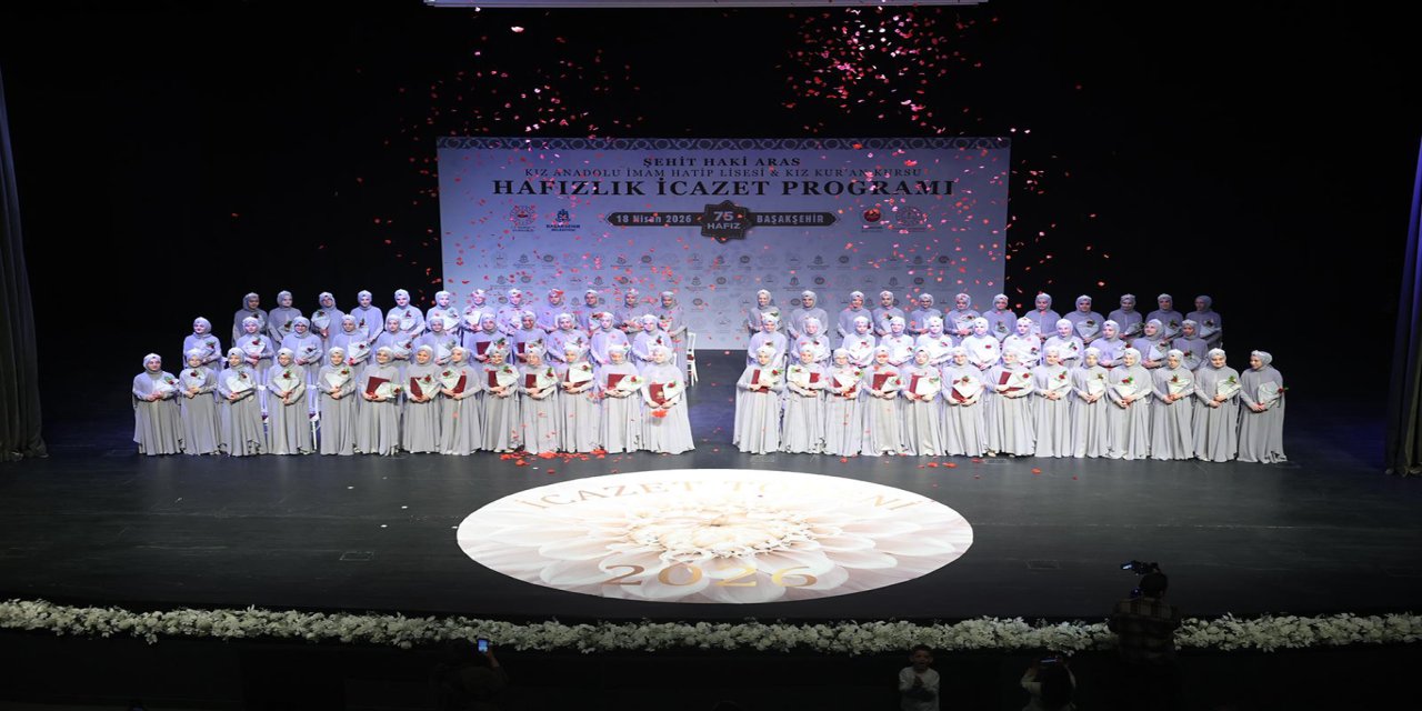 Hafızlıklarını tamamlayan 75 genç kız icazetlerini aldı