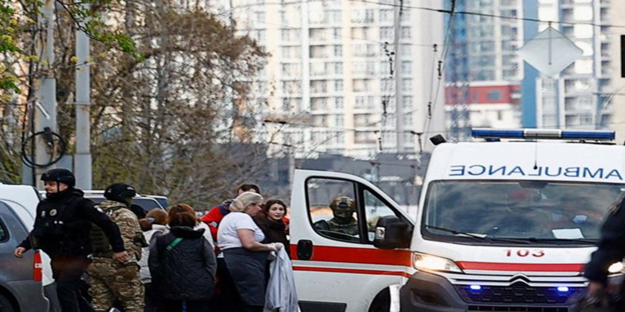 Kiev'de bir saldırganın sokakta ateş açması sonucu 5 kişi öldü