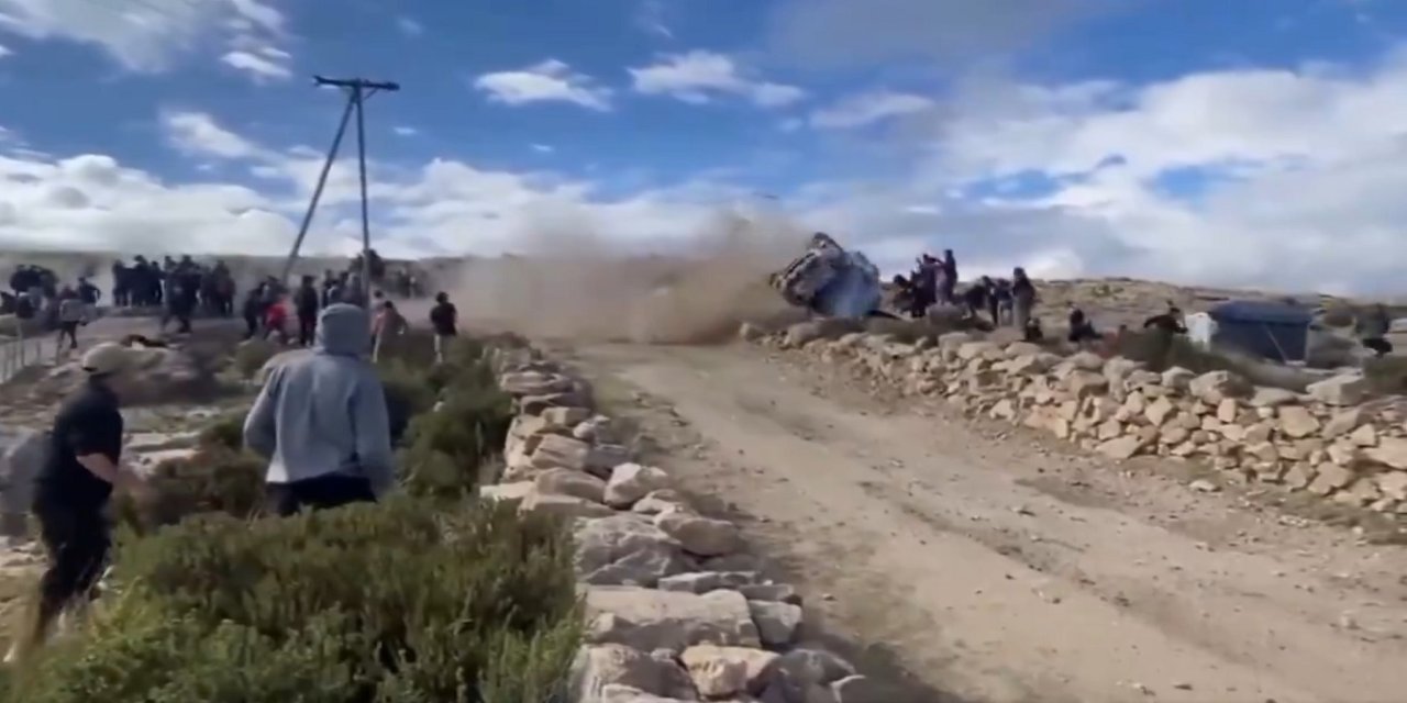 Yarış aracı seyircilerin arasına daldı: Bir ölü, 3 yaralı