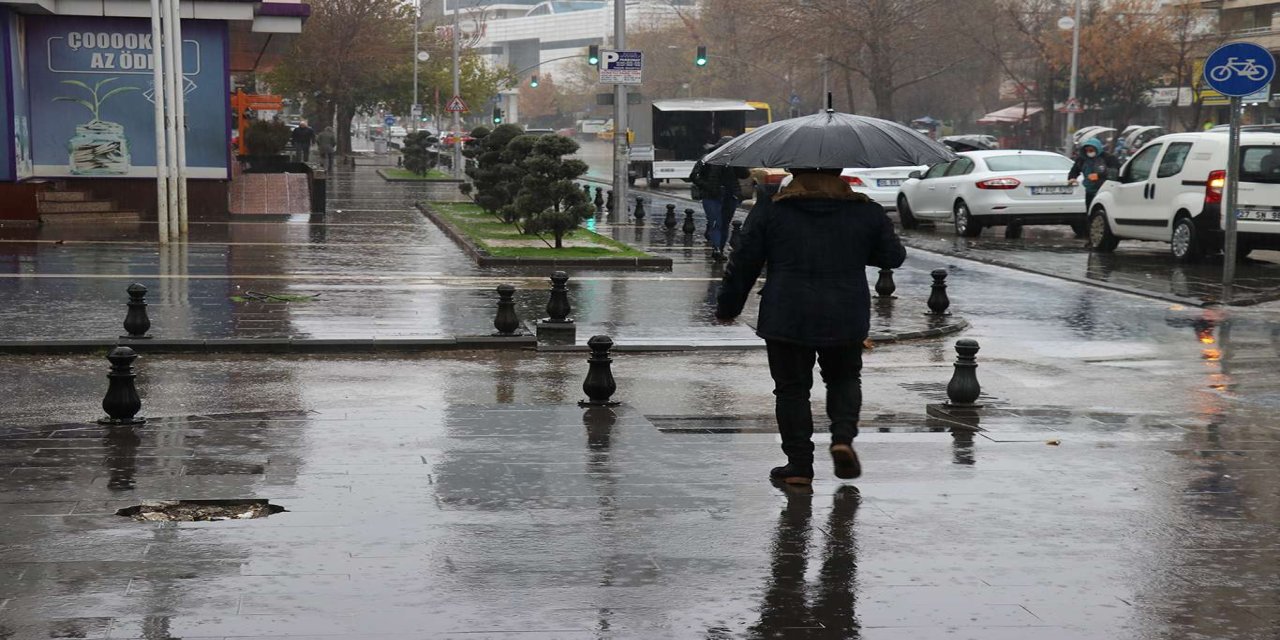 Marmara, Ege ve Batı Karadeniz için kuvvetli yağış uyarısı