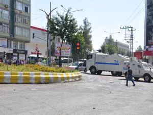 Batman'da 'Kayyum' protestosuna polis müdahalesi