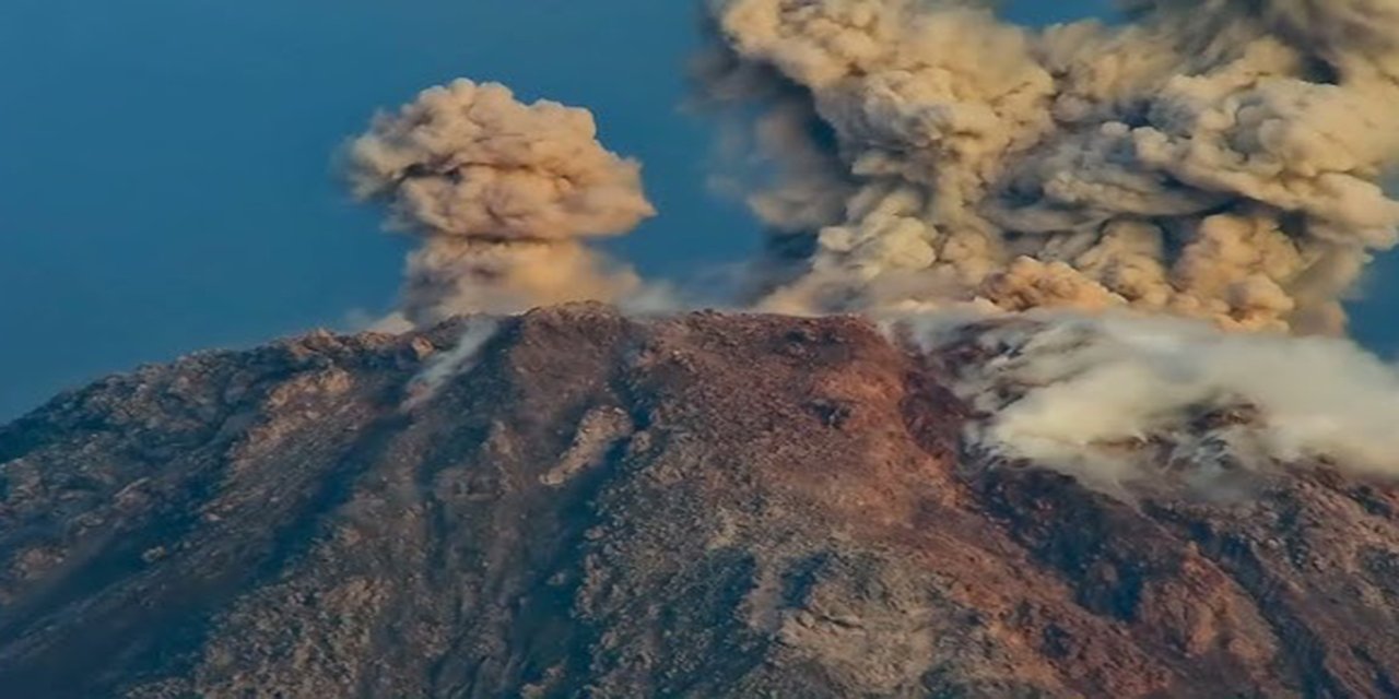 Guatemala’da Santiaguito Yanardağı’nda patlama