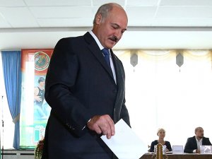 Belarus, Temsilciler Meclisi'ni seçmek için sandık başında