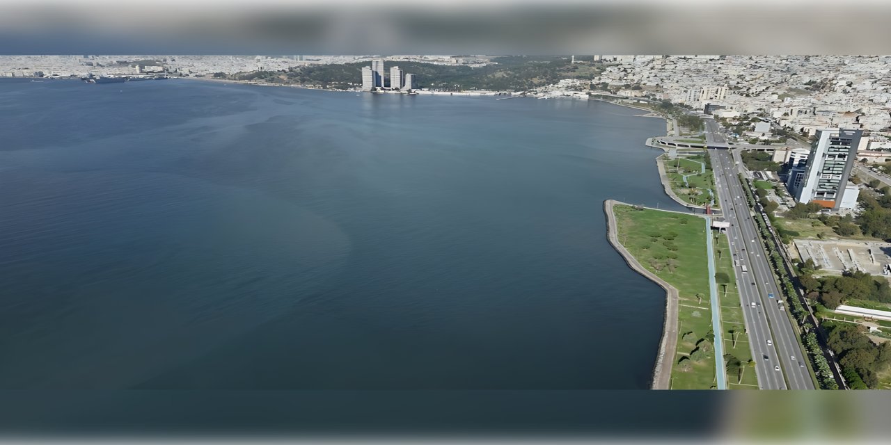 İzmir Körfezi'nde 6 ayda 13 kirlilik vakası tespit edildi
