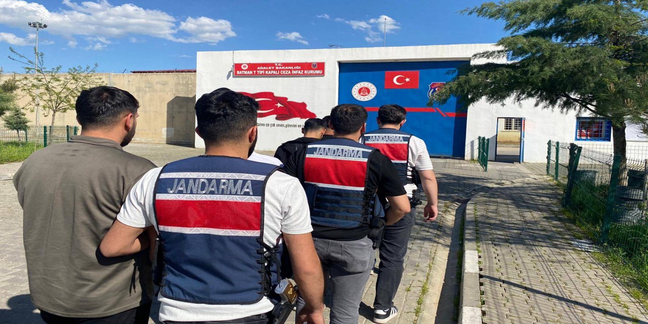 Batman'da bahis ve uyuşturucu satıcılığı operasyonu: 4 tutuklama