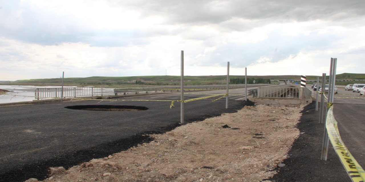 Batman Güney Çevre Yolu'nda obruk sonrası onarım süreci başladı