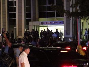 Erdoğan kaza geçiren Albayrak ailesini hastanede ziyaret etti