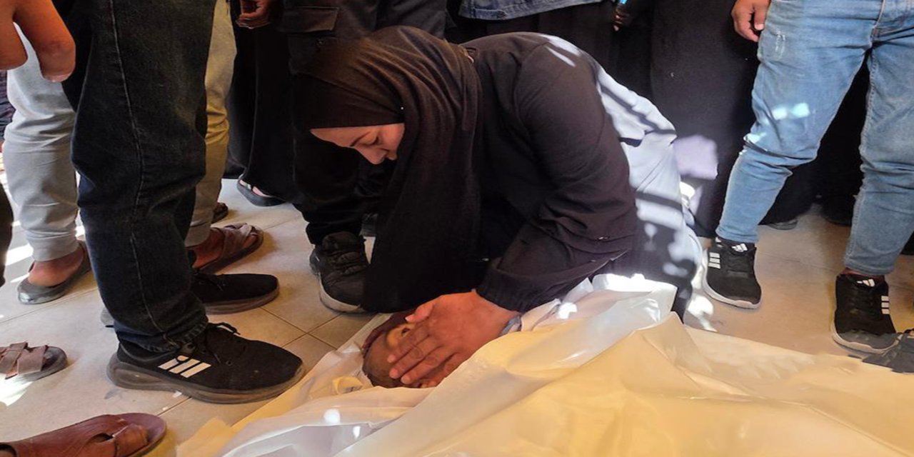 Gazze'de 3 şehit: Soykırım yeniden mi başlıyor?