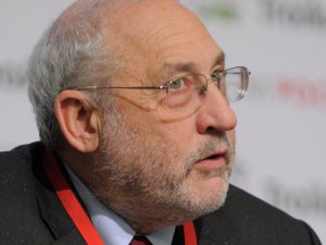 Stiglitz: Euro bölgesi dağılabilir