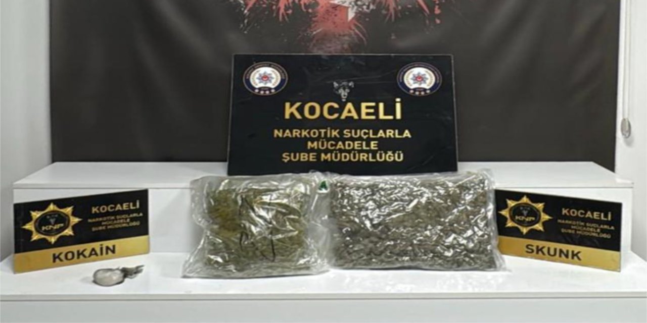 Durdurulan şüpheli araçta 2 kilo skunk ele geçirildi: Sürücü tutuklandı