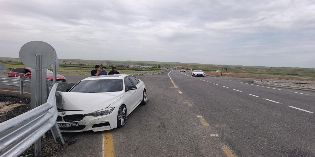 Sürücü Akademisi Kavşağı'nda trafik kazası korkuttu