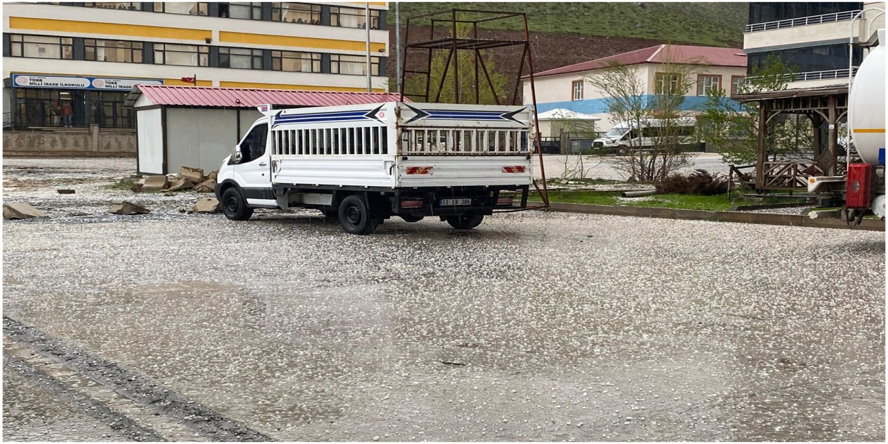 Fındık büyüklüğündeki dolu yağışı çiftçiyi tedirgin etti