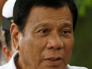 Duterte hakkında yargısız infaz suçlaması