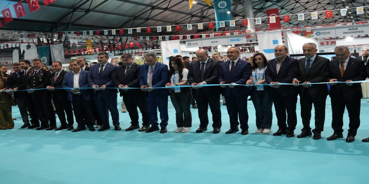 İpekyolu Kariyer Fuarı 2026 Malatya'da kapılarını açtı