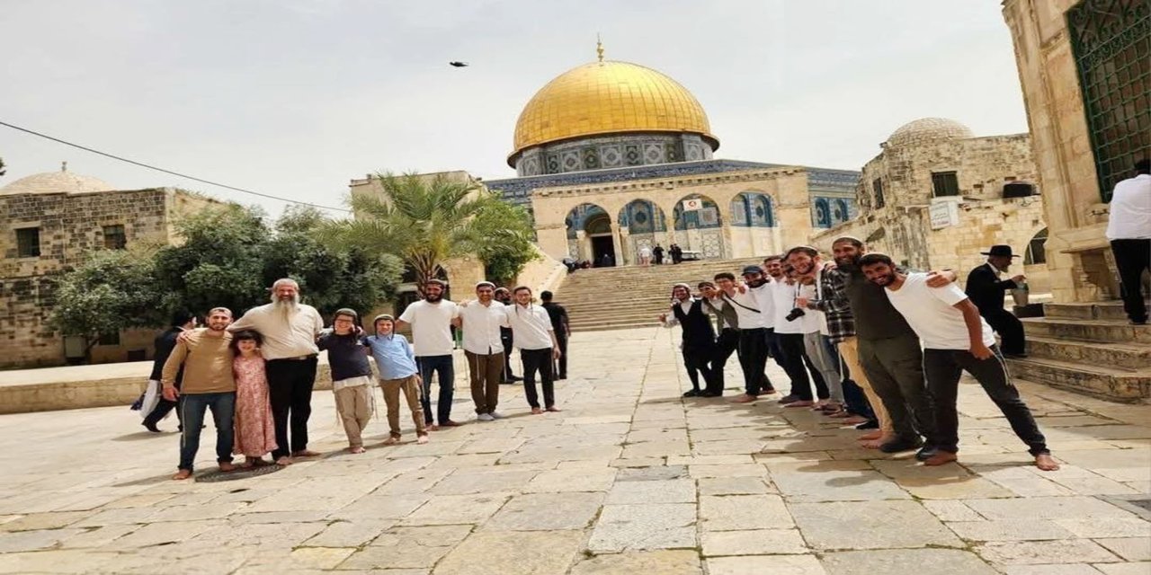 Bir haftada 2 bin 221 siyonist Mescid-i Aksa'ya baskın düzenledi