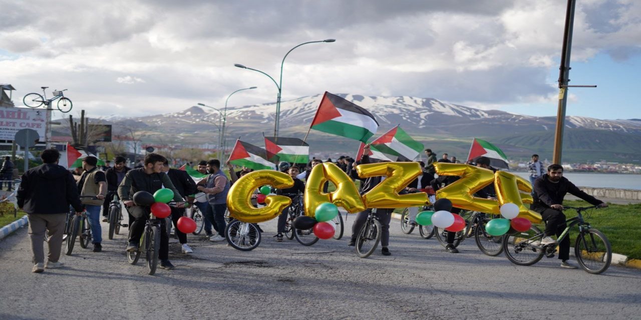 Bitlis'te gençler Gazze için pedal çevirdi