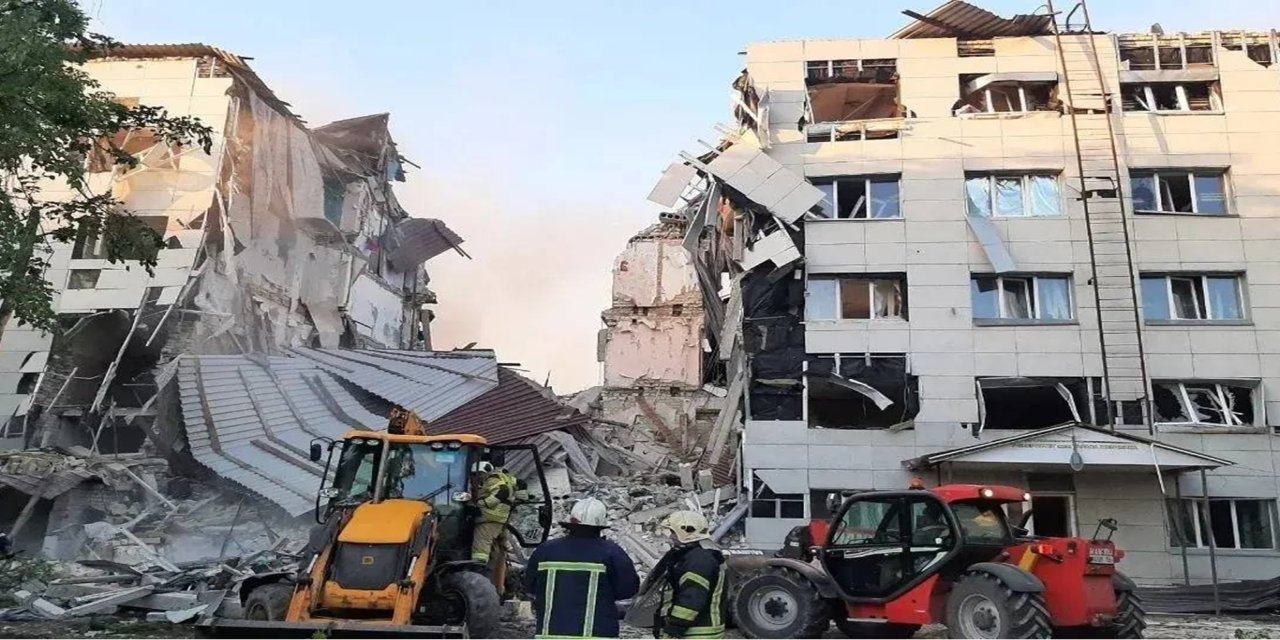 Luhansk'a Ukrayna saldırısı: 4 ölü 35 yaralı