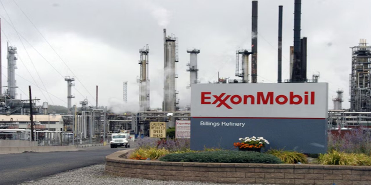 ABD'nin en büyük enerji şirketi Exxon Mobil kovulduktan 20 yıl sonra Venezuela'ya dönüyor