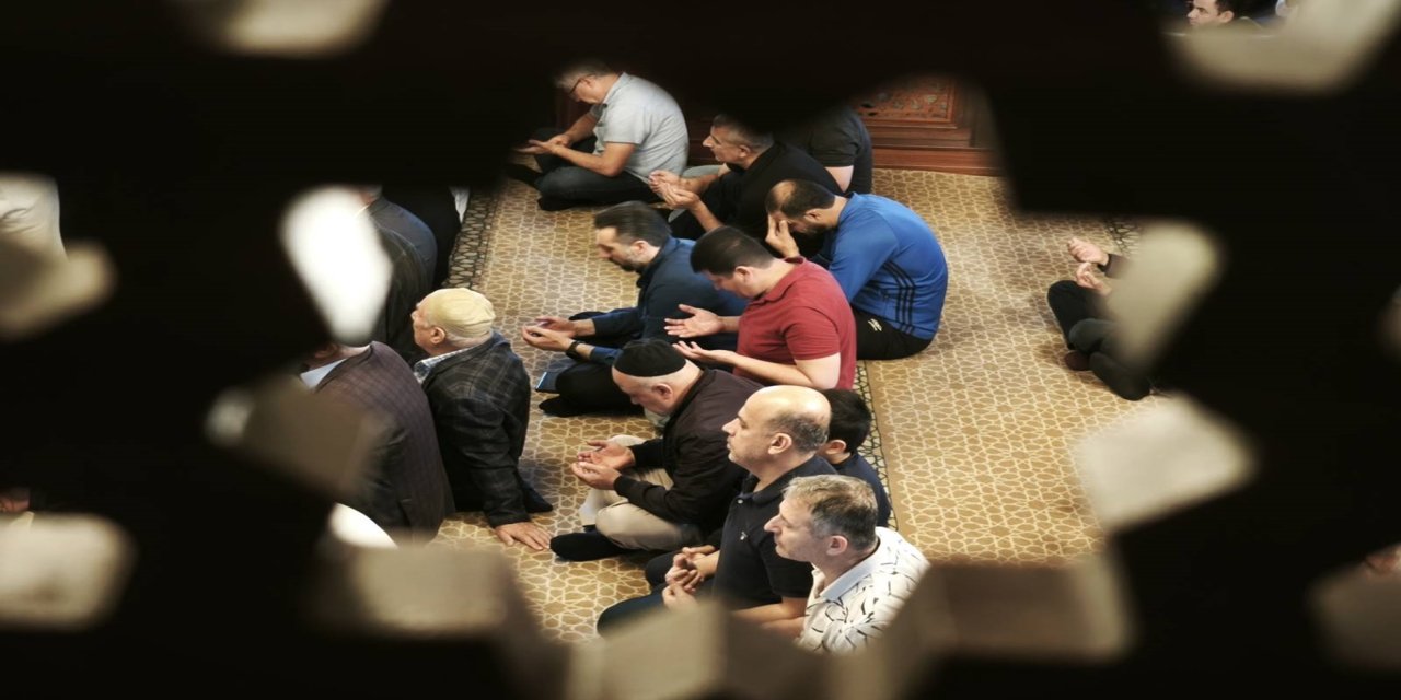 Bayram hutbesinde dayanışma ve kardeşlik çağrısı