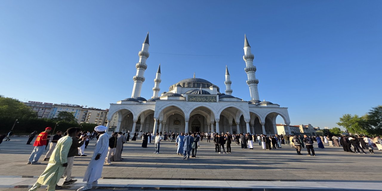 Ankara'da Kurban Bayramı namazı eda edildi
