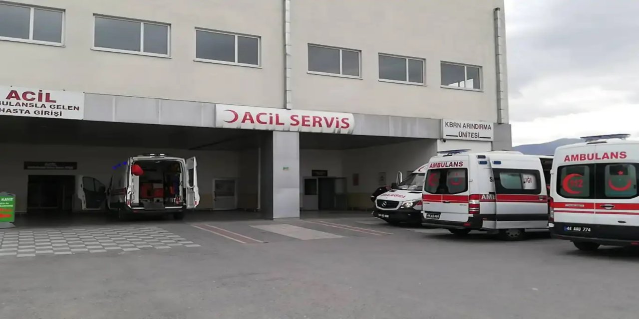 Malatya'da silahlı ve bıçaklı kavga: 3 yaralı