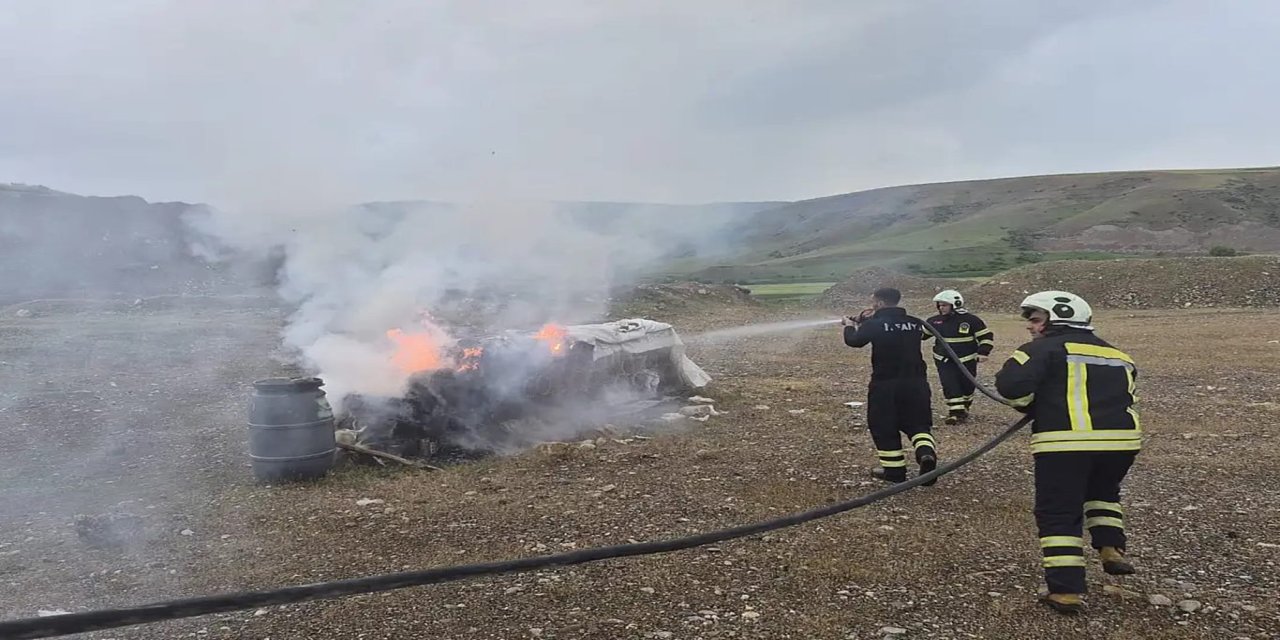 Siirt’te arı kovanlarında çıkan yangın maddi zarara yol açtı
