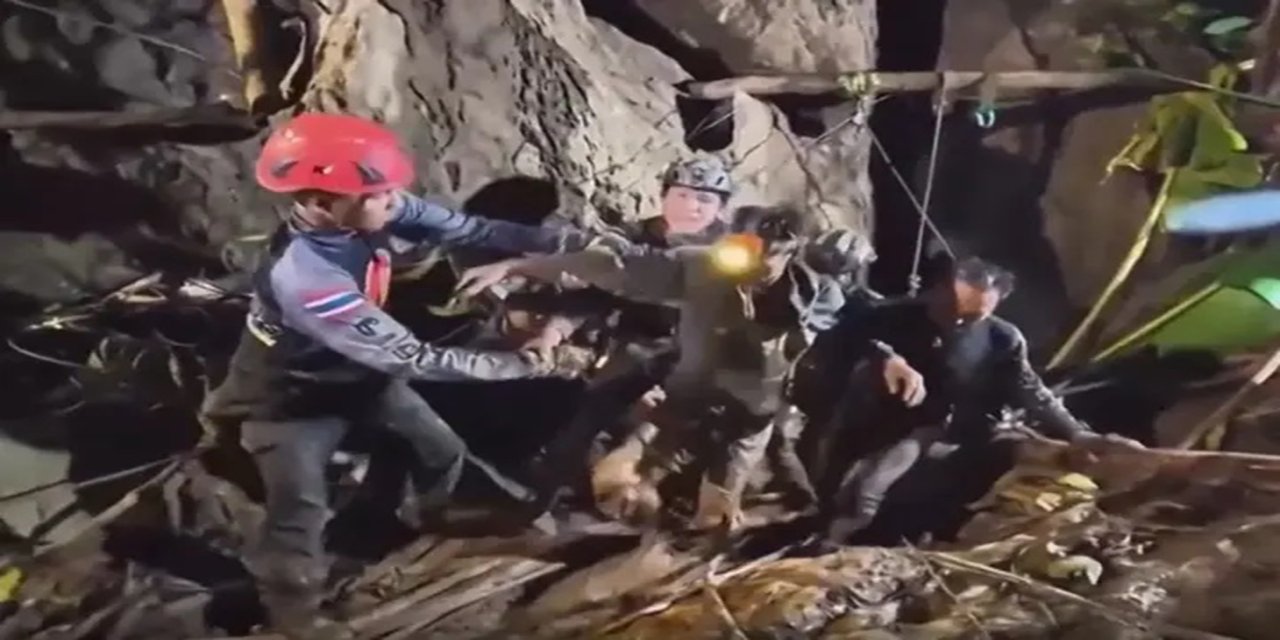 Laos'ta 10 gündür mağarada mahsur kalan 5 kişi kurtarıldı, kayıp 2 kişiyi arama çalışmaları sürüyor