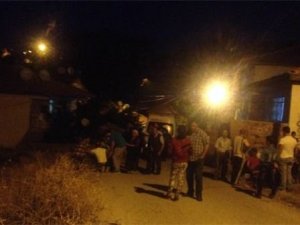 Boşanma aşamasında olan eşini öldürdü