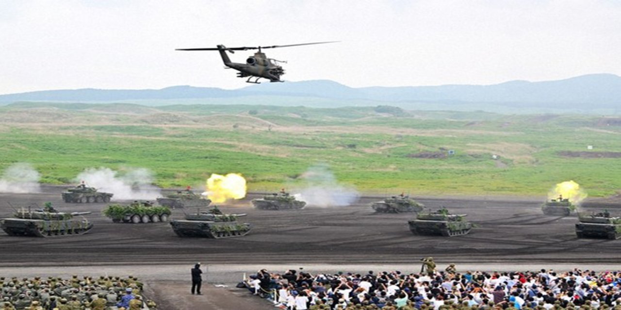 Japonya’da Fuji Ateş Gücü Tatbikatı düzenlendi