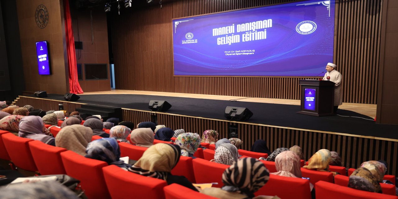 Arpaguş: Gençlerimizin büyük bir medeniyetin mensubu olduklarının farkına varmalarını istiyoruz