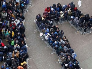 ABD, 800'den fazla göçmene 'yanlışlıkla' vatandaşlık verdi