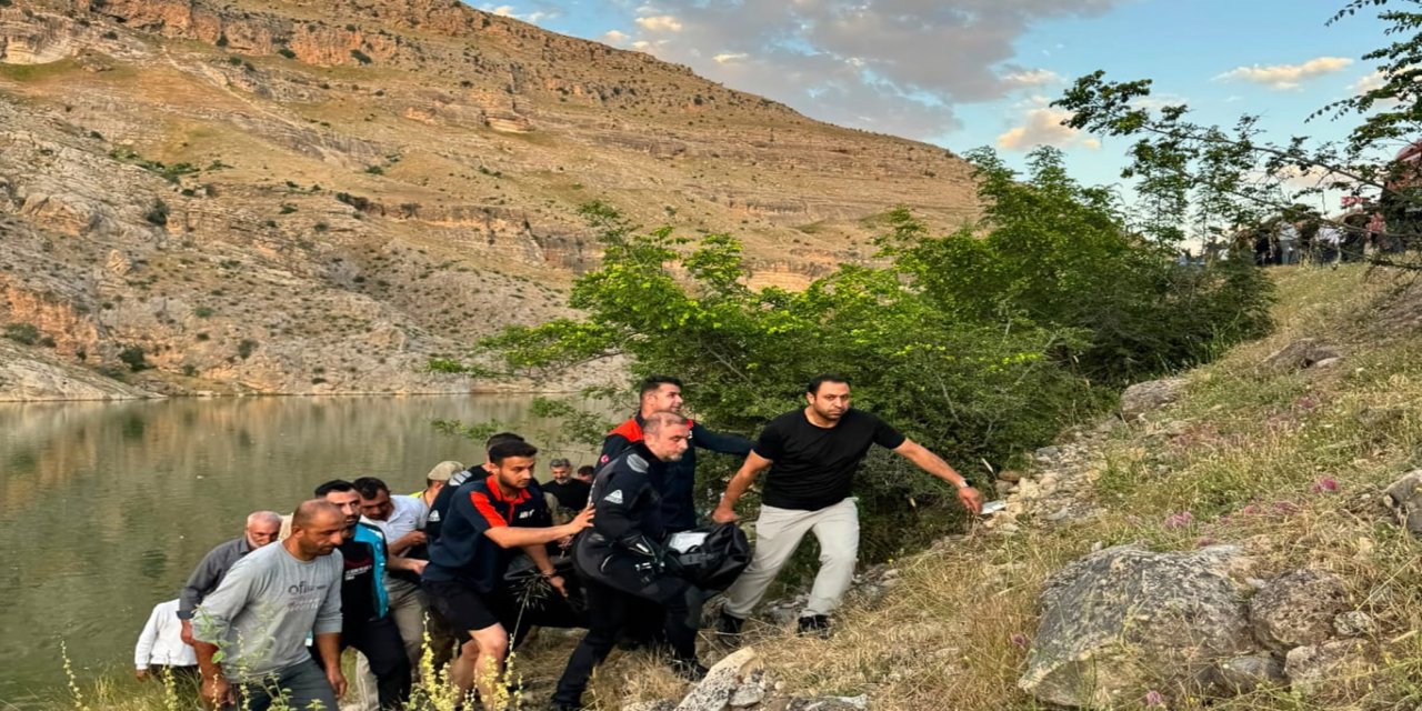 Botan Çayı'nda akıntıya kapılan genç hayatını kaybetti