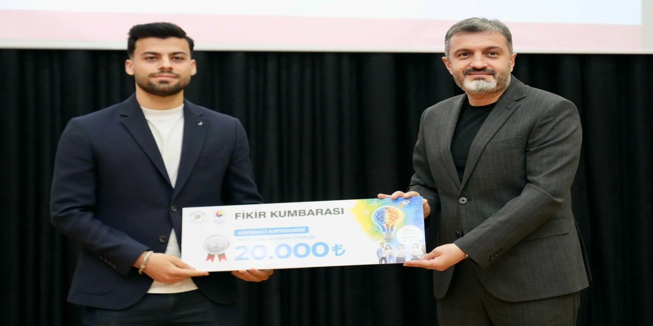 Malatya'da "Fikir Kumbarası" projesinde dereceye girenler ödüllendirildi