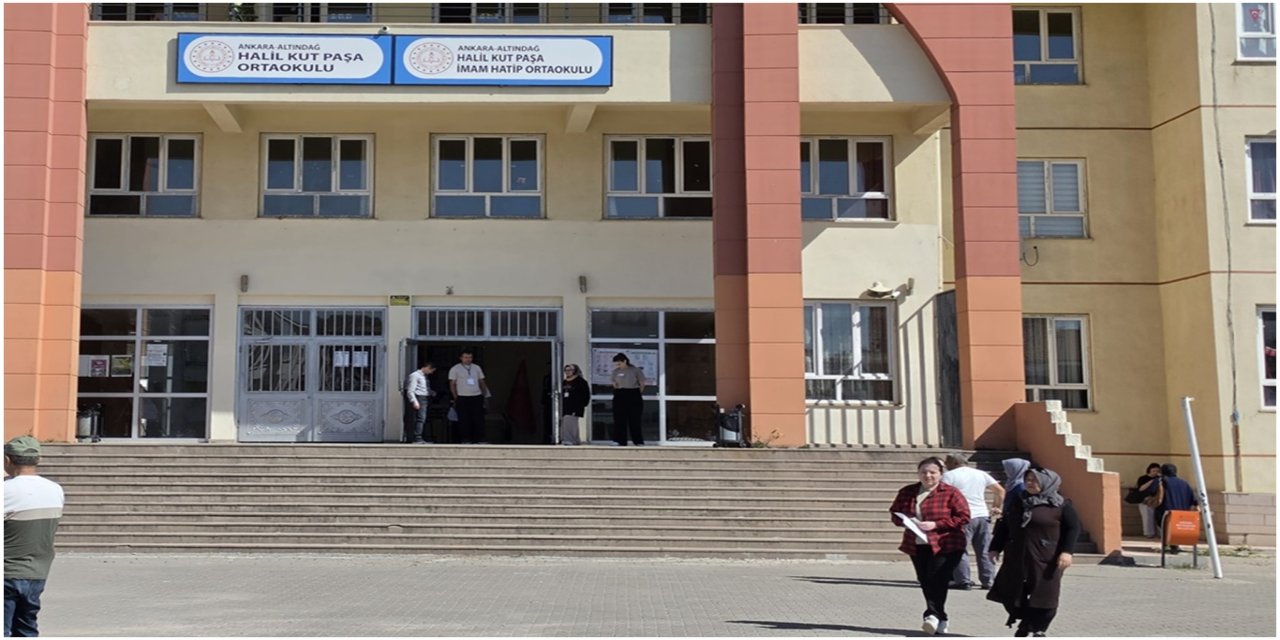 YKS'de AYT oturumu başladı
