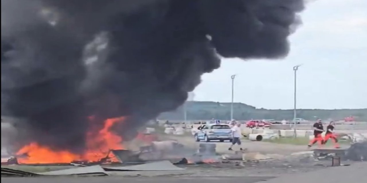 Polonya'da hafif uçak düştü: 2 ölü