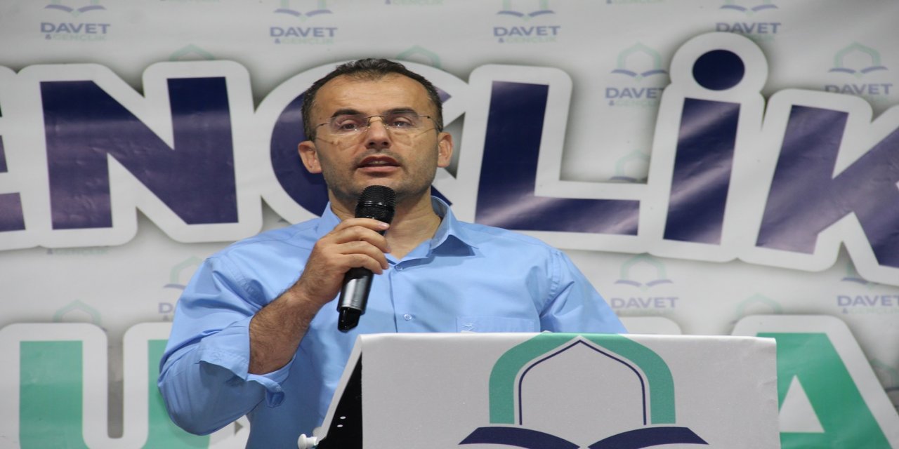 "İslam'la Diriliş, Gençlikle Yükseliş" temalı gençlik buluşması Batman'da coşkuyla gerçekleştirildi