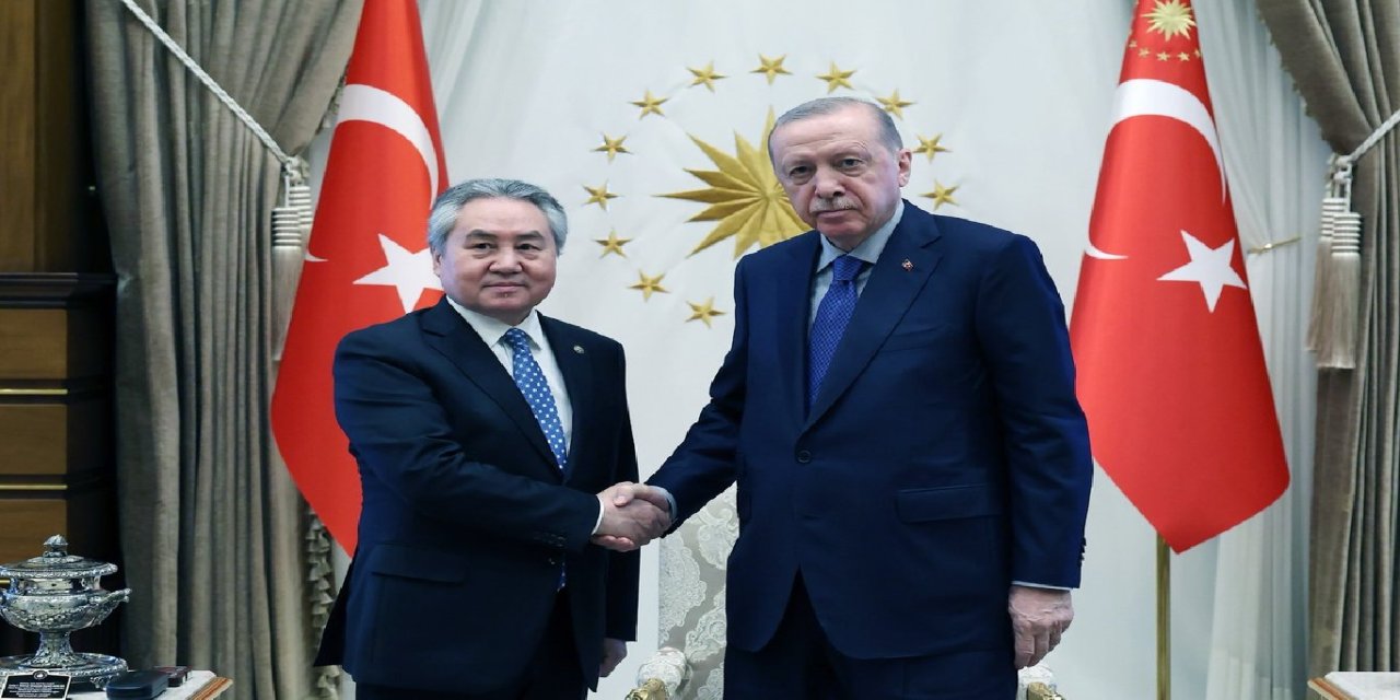 Cumhurbaşkanı Erdoğan, Kırgızistan Dışişleri Bakanı Kulubayev ile görüştü
