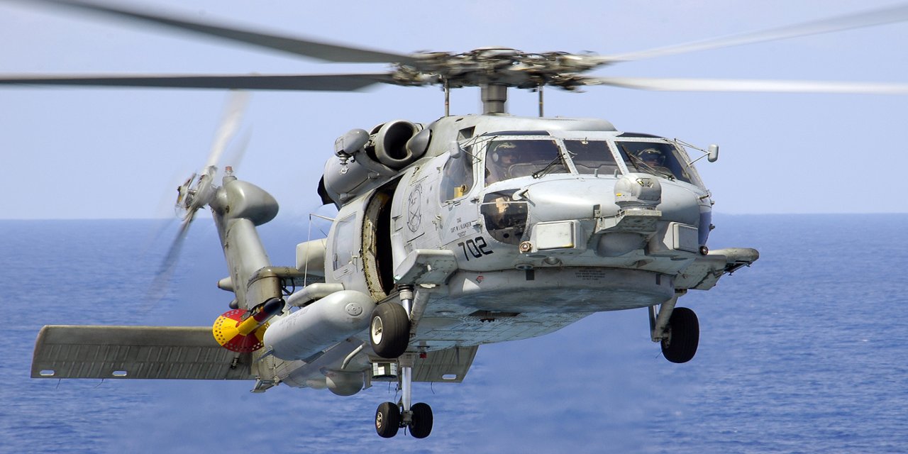 Umman Denizi’nde ABD helikopteri zorunlu iniş yaptı: Bir asker kayıp